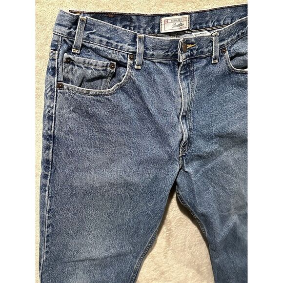 Signature by Levi's Strauss & Co. Gold Label Men's Regular Fit Jeans 36W x 30L - Picture 3 of 16
